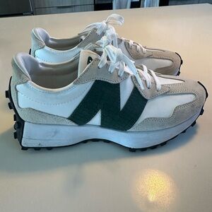 New Balance 327 White and Green Sneakers